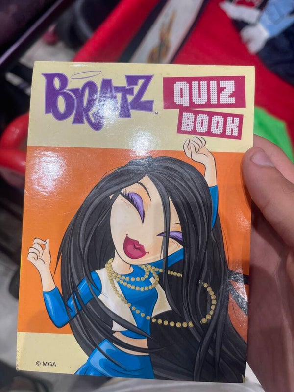 Bratz Quiz Book - Books