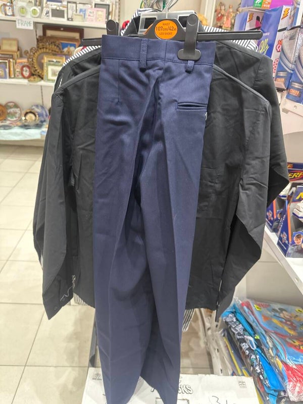 Men Pant - Size 28 ****