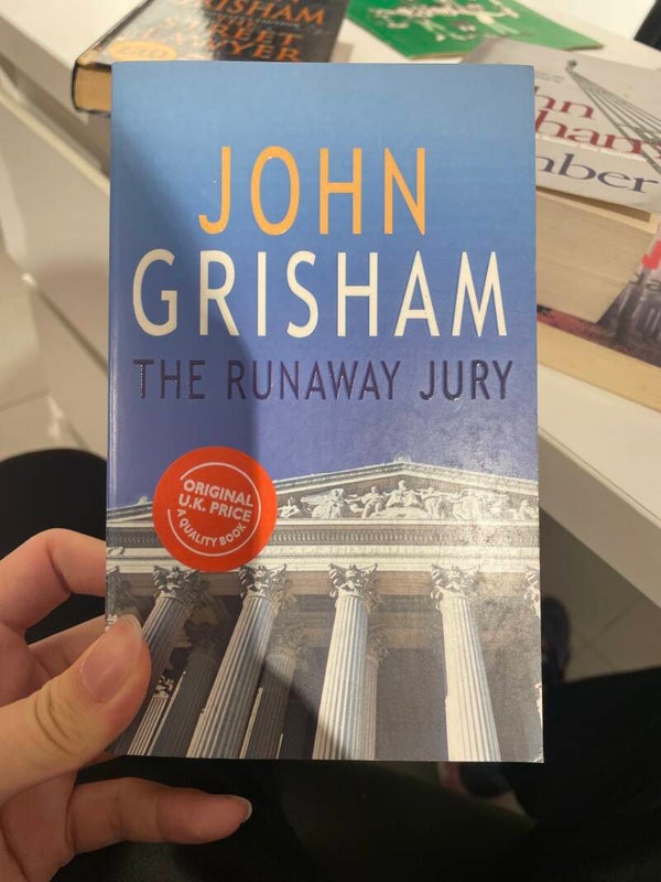 John Grisham The Runaway Jury - Books