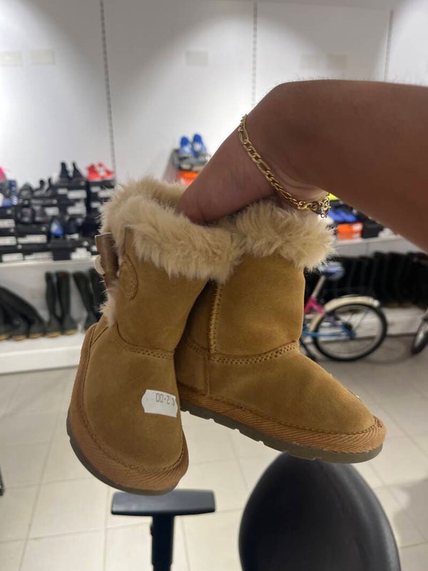 Infants Boots - Size 3