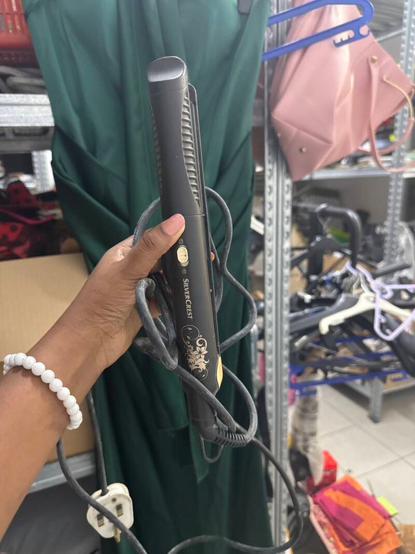 Hair Straightener - Electric