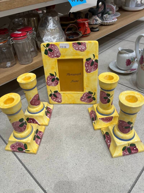 Ceramic Candle Holder With Photo Frame-Decor***