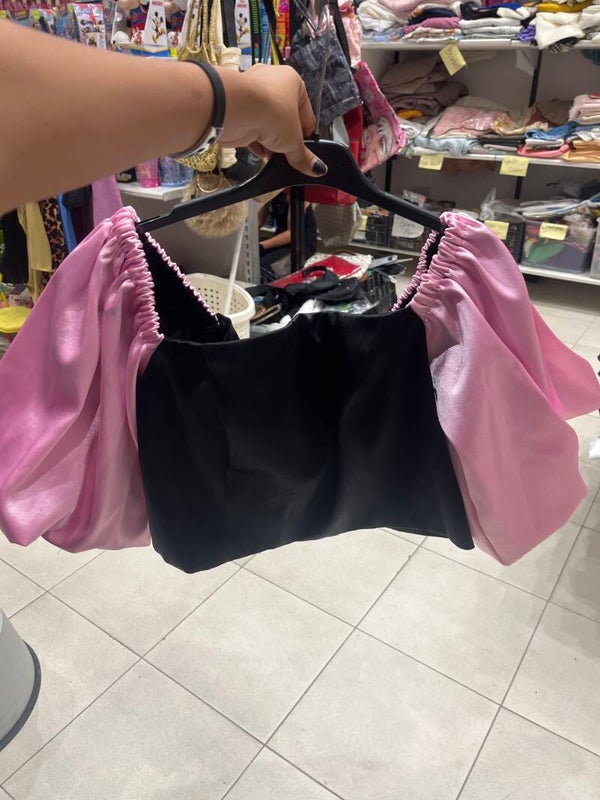 Women Brand New T-Shirt-Size:44***