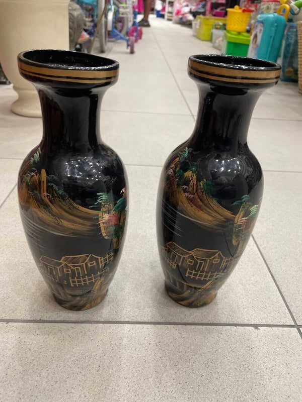 Black Porcelain Chinese Vases - €5 Each - Decor
