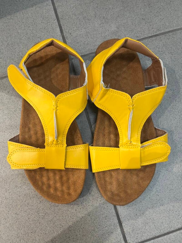 Women brand new sandals-Size:38***