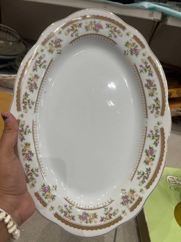 Vintage serving Platter-Supplies***