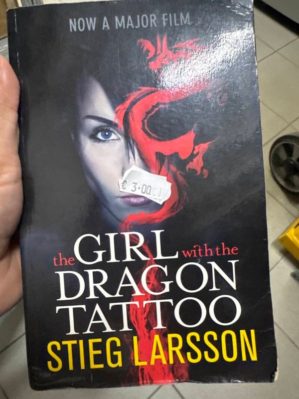 The Girl With The Dragon Tattoo-Books*