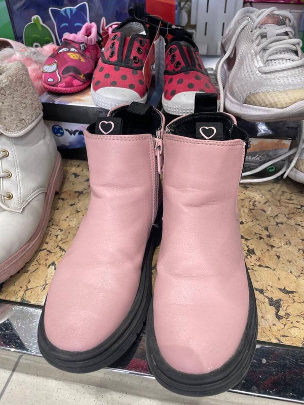 Girls Shoes - Size 31