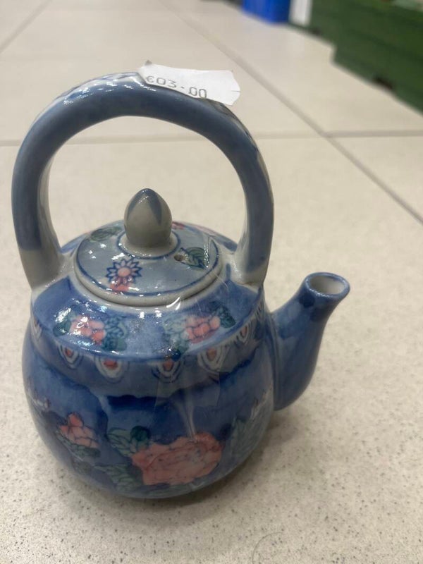Chinese Porcelain Mini Teapot - Decor