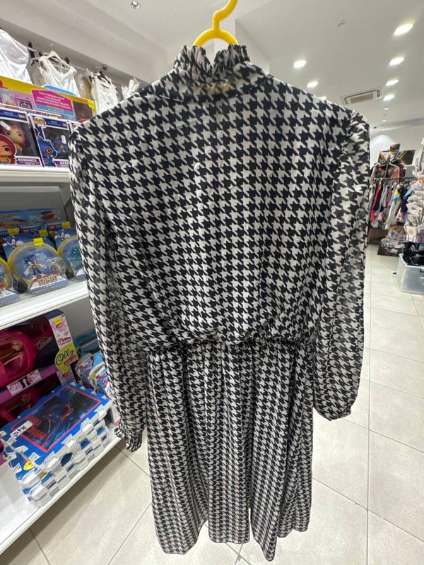 Women dress-Size:S/M
