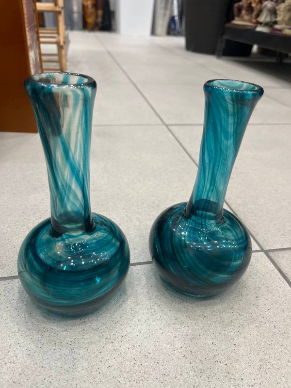 Art glass vase- Vase ***