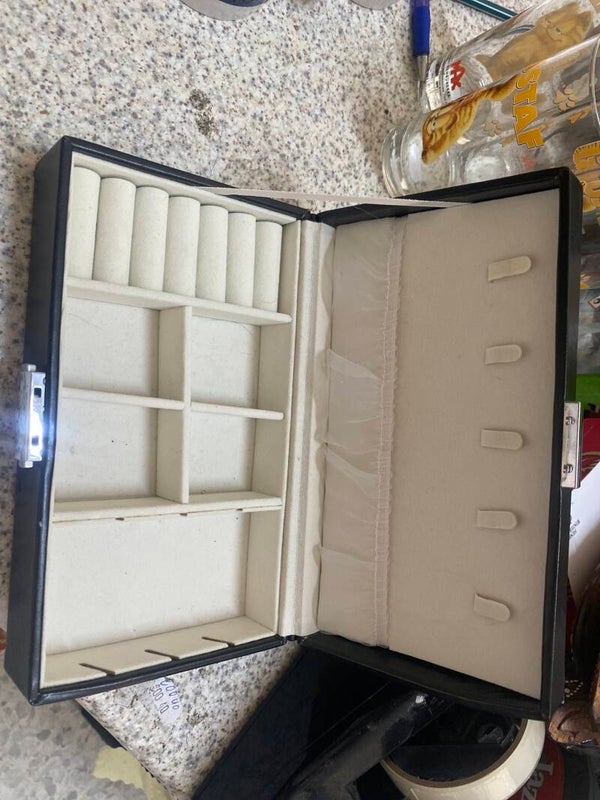 Makeup Box - Supplies
