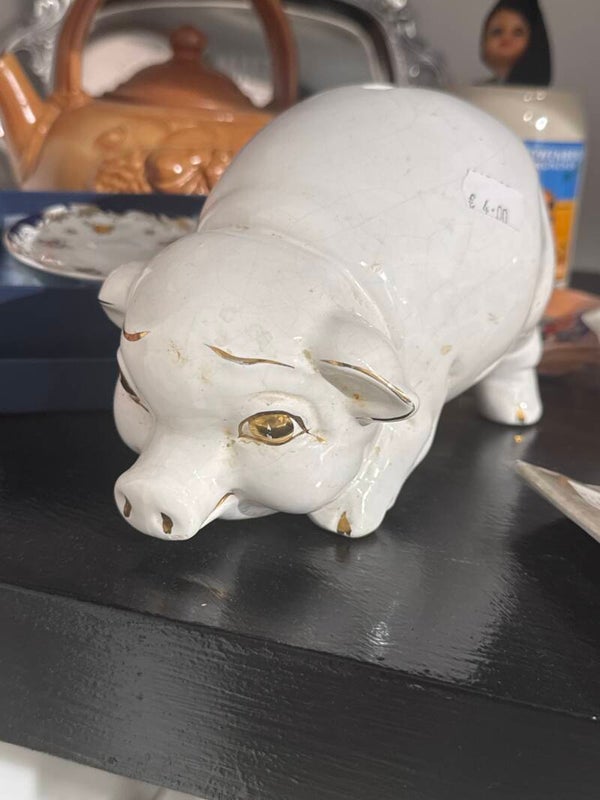 Vintage Piggy Bank - Home supplies*