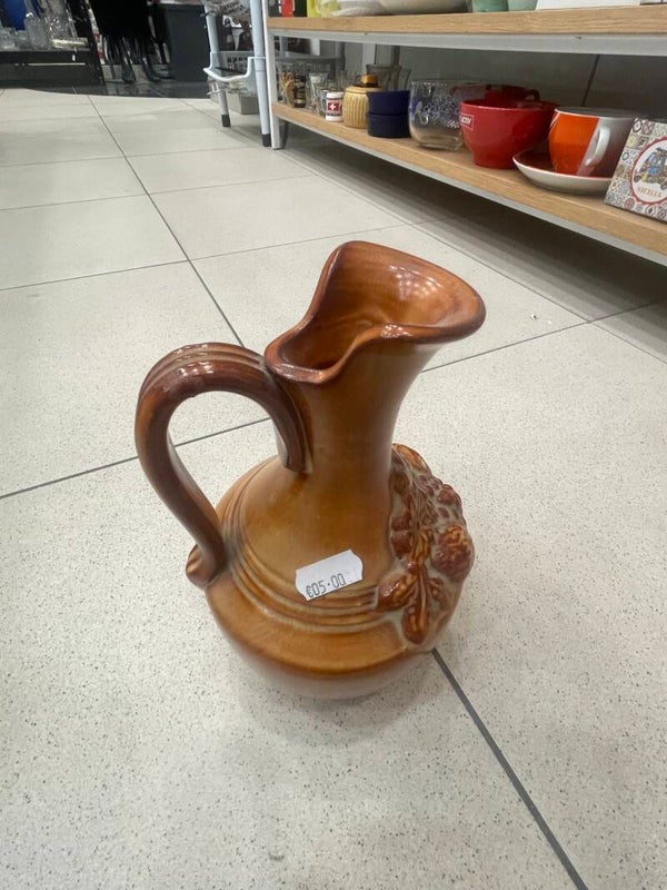 Ceramic wine jug - Decor*
