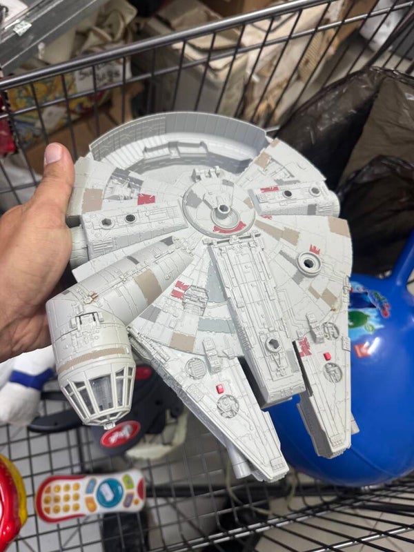 Millennium Falcon - Vintage Toys