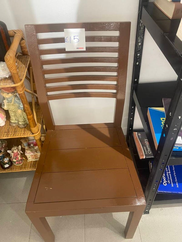 Wooden chair - Home supplies*