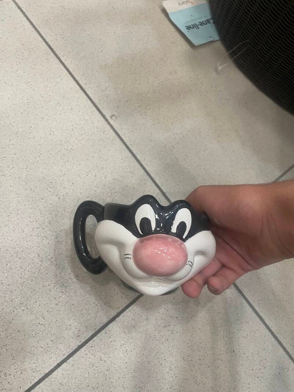 Sylvester the cat Mug - mugs*