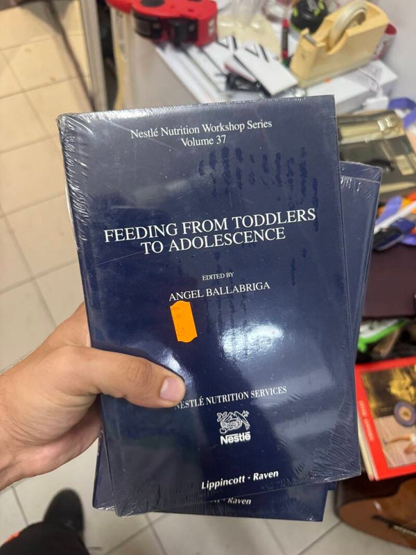 Feeding From Toddlers to Adolescence - Books*