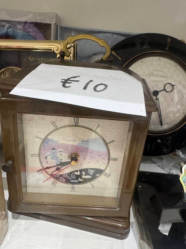 Vintage Clock - Supplies*