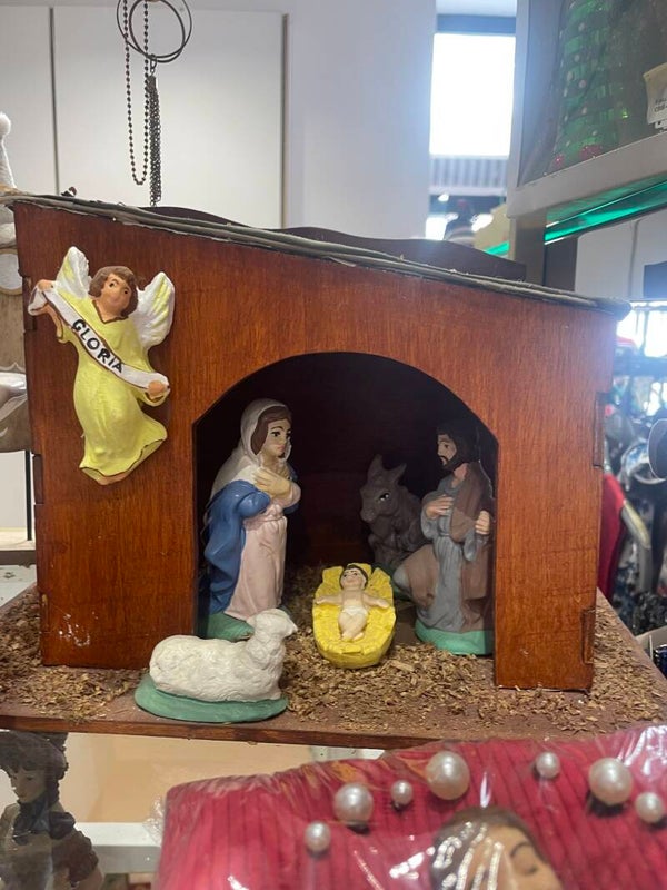 Miniature crib - christmas*