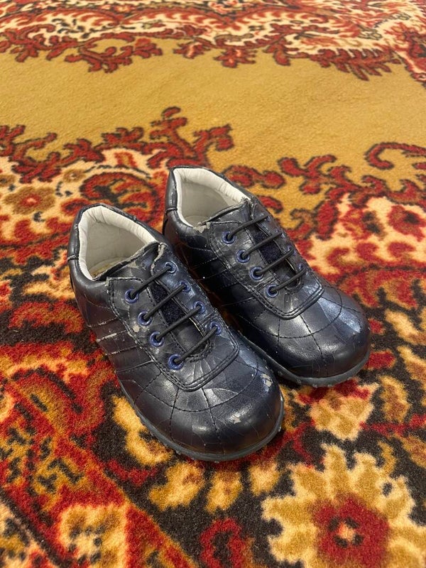 Infants Sports Shoes - New - Size 25