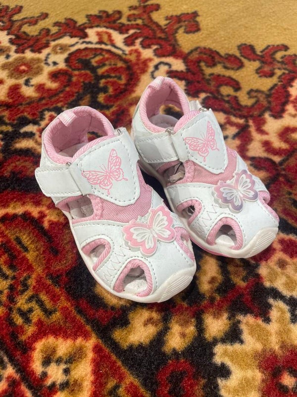 Infants White & Pink Floral Sandals - New - Size 24