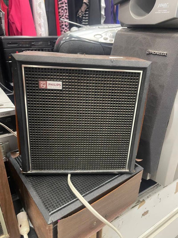 Philips Speaker - Retro Music ***