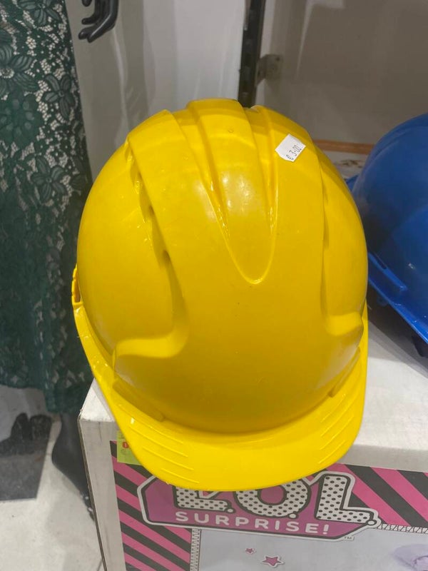 Safety Helmet - Supplies ***
