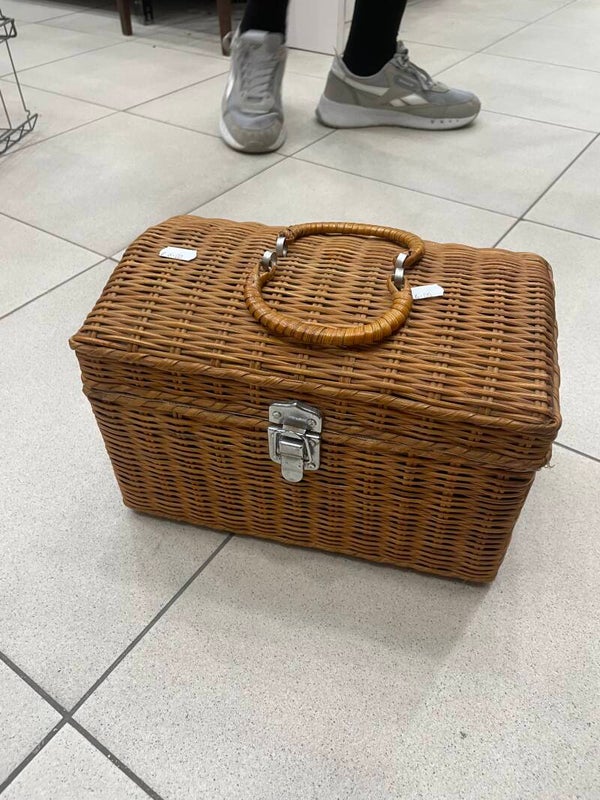 Wicker Basket - Supplies*
