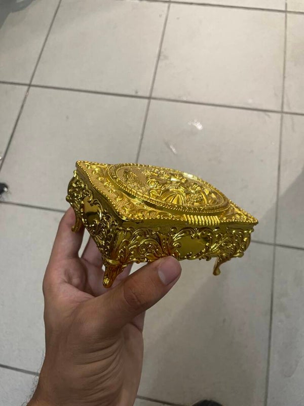 Plastic Gold Jewelry Box - Decor*