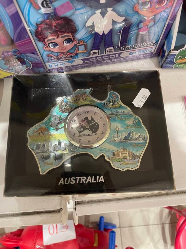 Australia Map Clock - Collectible*