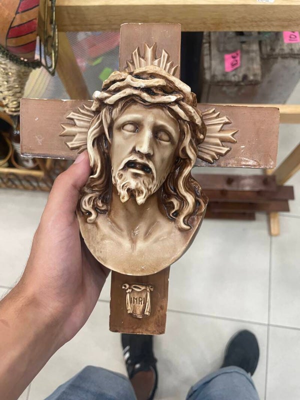 molded resin Head of Christ bust wall plaque - Religous*