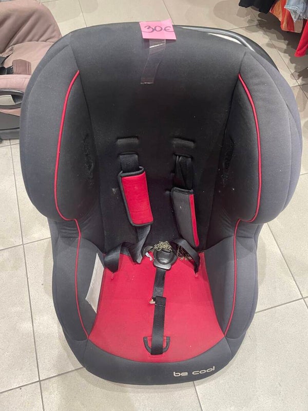 Car seat - baby product ****