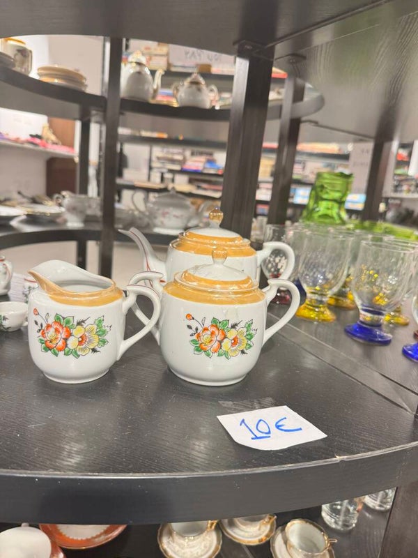 Lusterware Creamer and Sugar Bowl Floral Set - Decor
