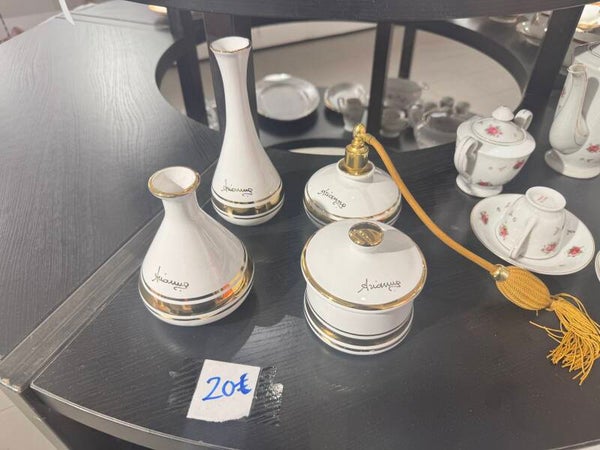 White and Gold Porcelain Vanity Set - Decor