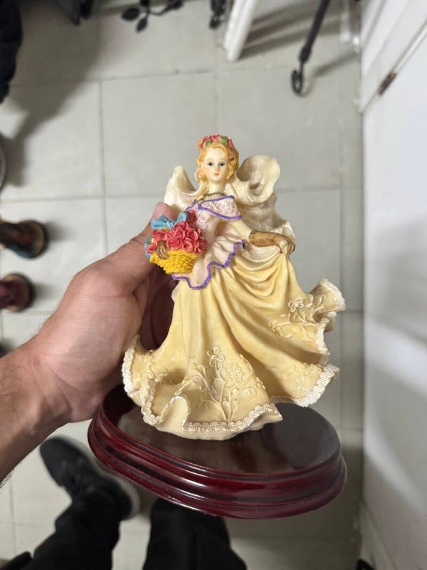 Medium Size Angel - Figurines