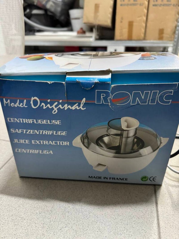 Juice Extractor - Electric