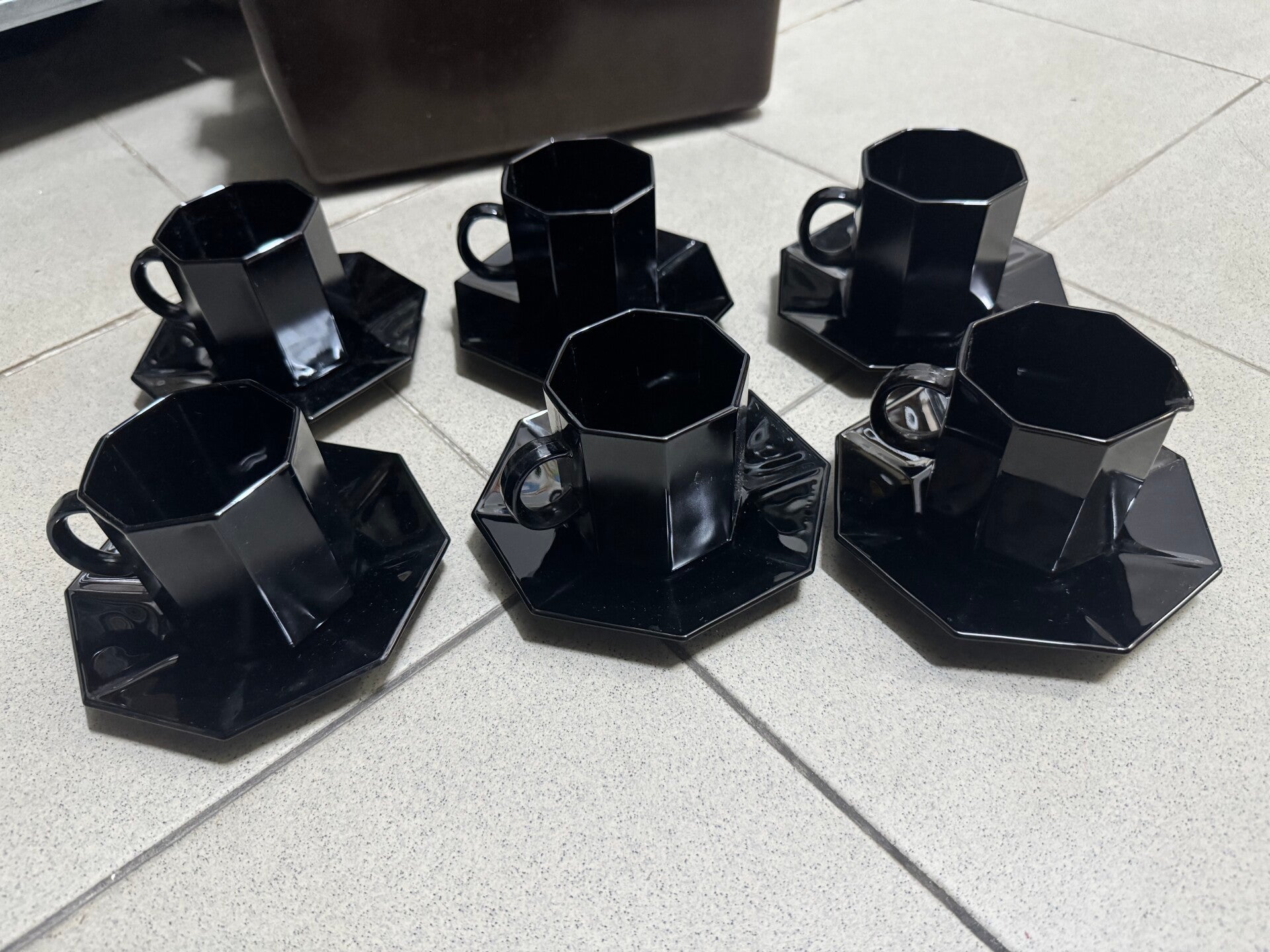 Set of 6 Cups - Glasses