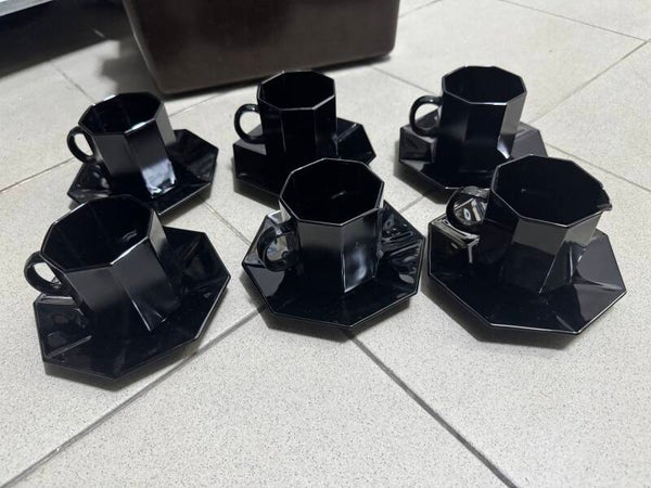 Set of 6 Cups - Glasses