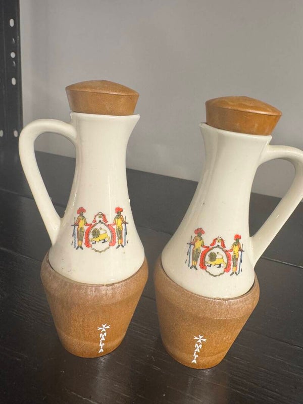 Maltese Salt and Pepper - €2 Each - Collectibles