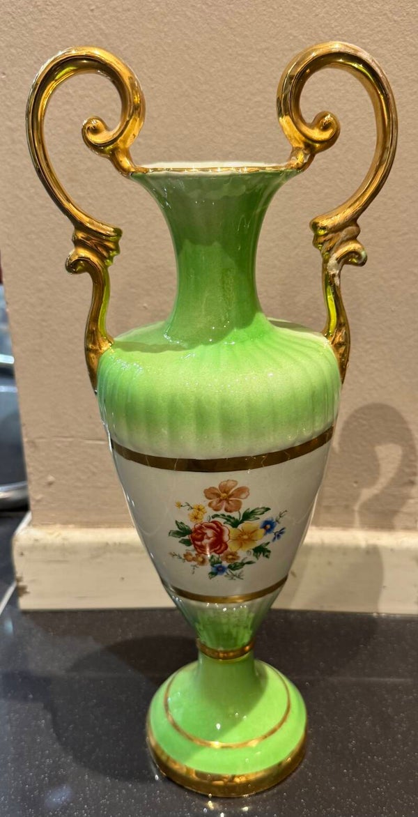 Green/White Vase - Decor