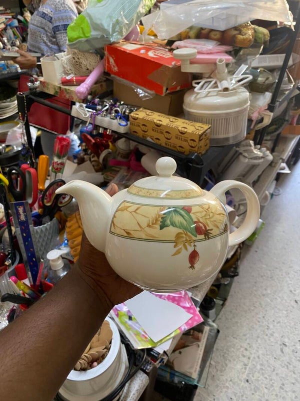 Teapot - Collectibles