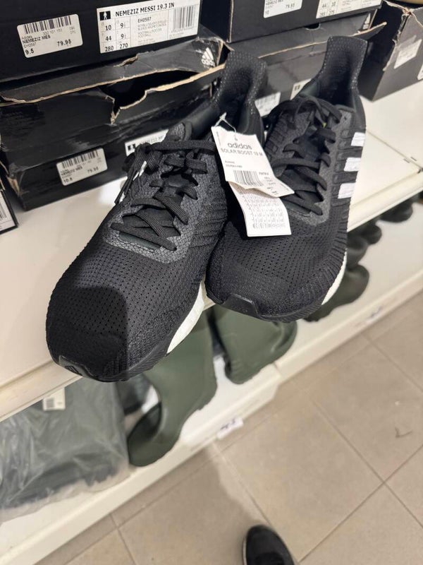 Men Adidas Trainers - Size 49