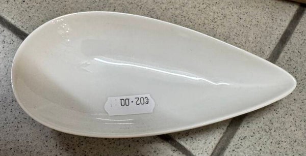 White Tear-Shaped Dish - Supplies