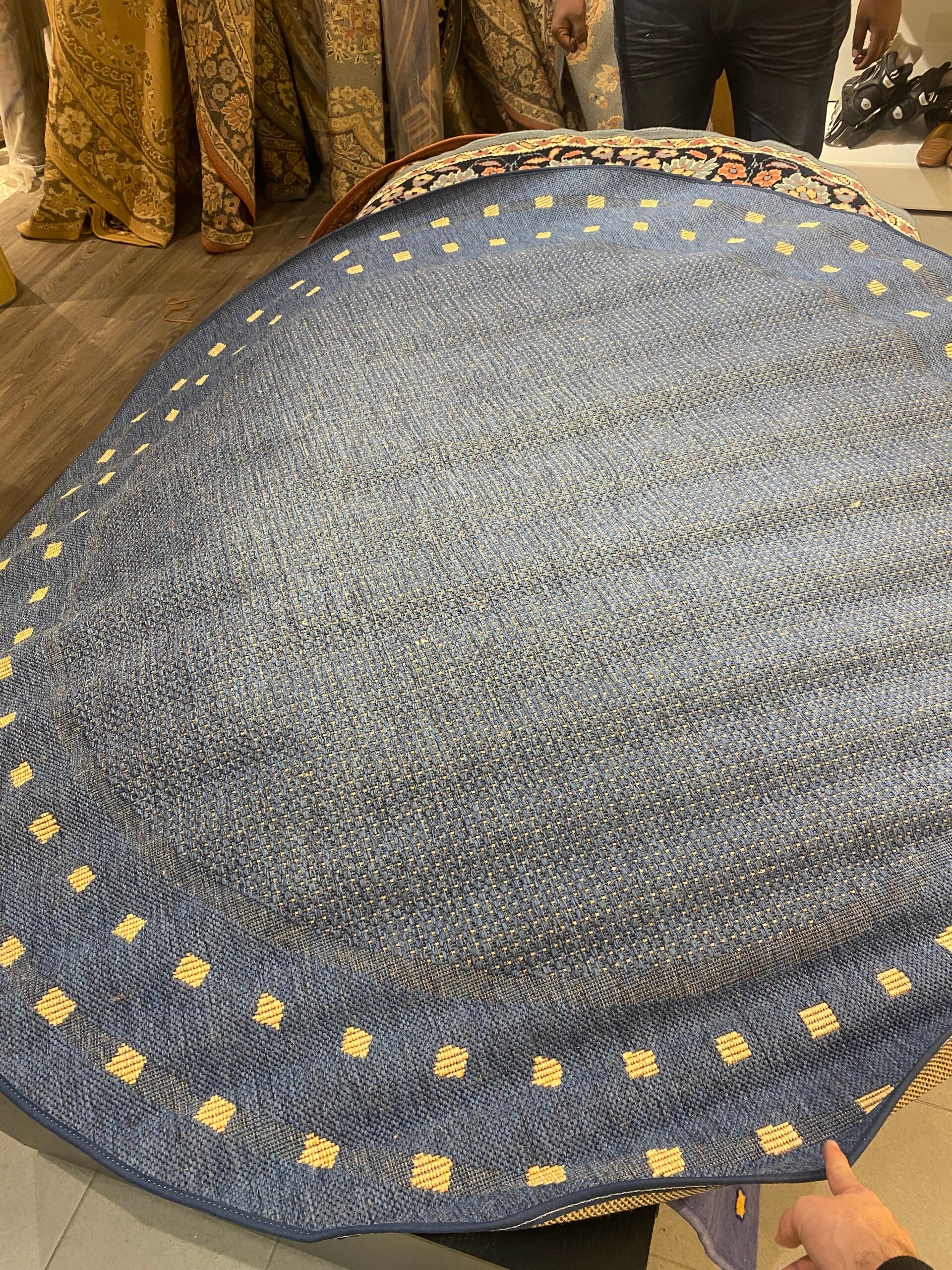 190cm Circular Carpet - Carpets