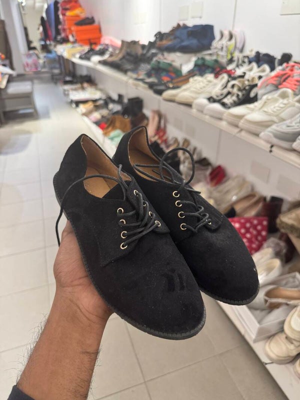 Women Black Shoes - Size 39