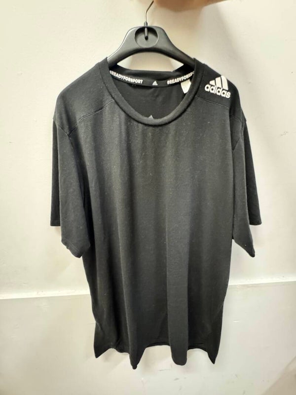 Men Adidas Black T-Shirt - Size L