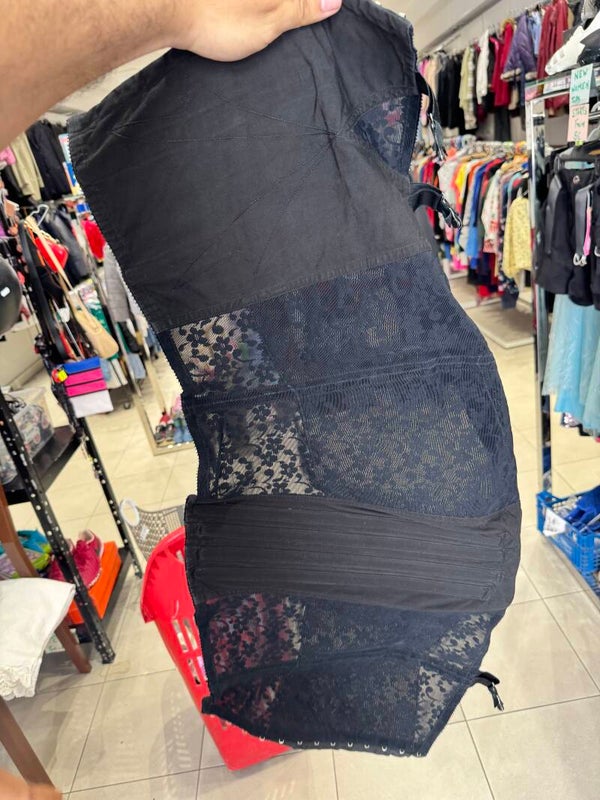 Women Corset - Size 6