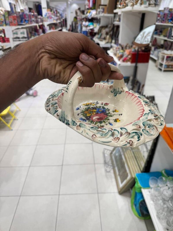 Ceramic Basket Dish - Supplies ***