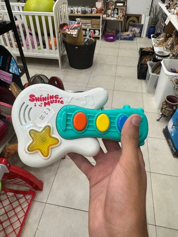Shining music small guitar - toys*